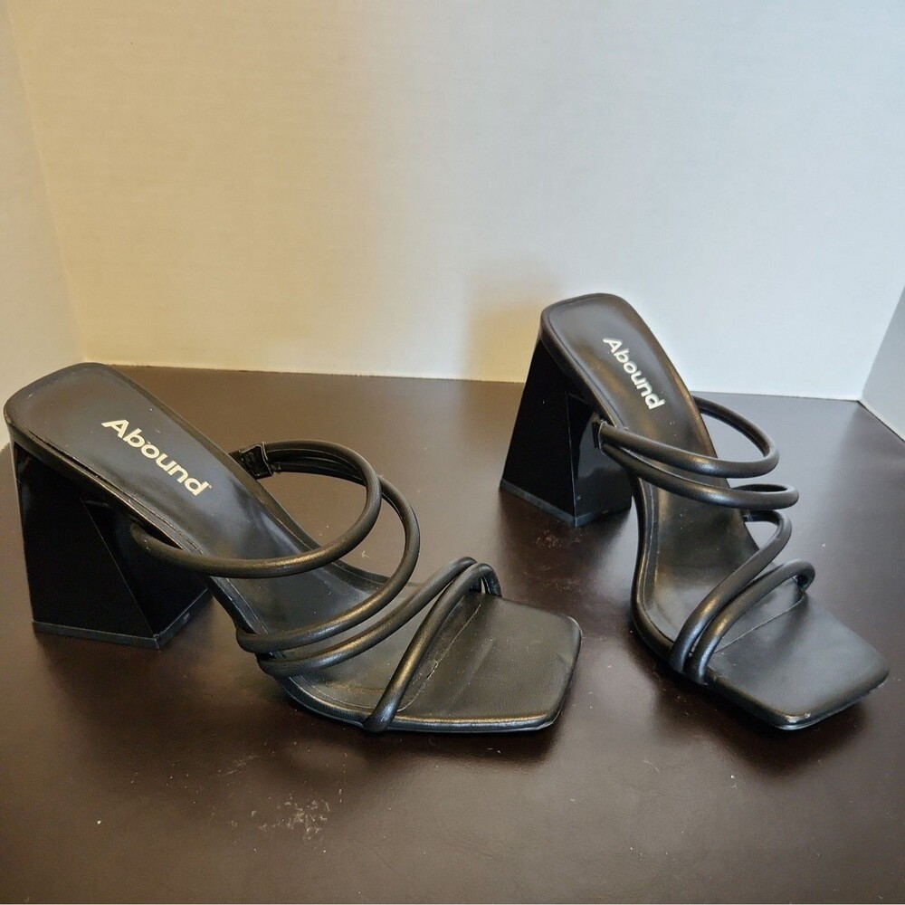 Sz 5.5 NEW- ABOUND Womens Austyn Black Strappy Sandal Sizes